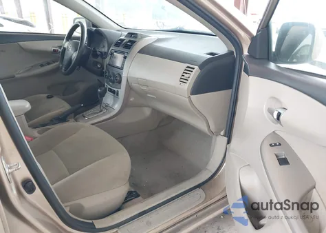 2013 Toyota Corolla Le z USA, uszkodzony, nr VIN 2T1BU4EE4DC989280